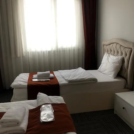 Vira Otel Eskiomerler