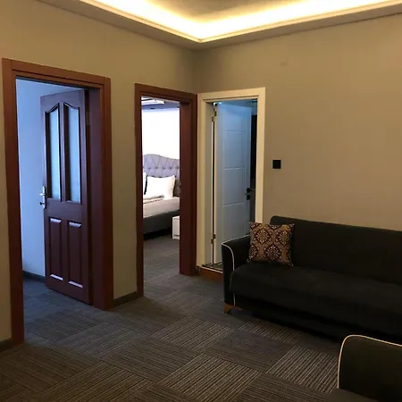 Hotel Vira *