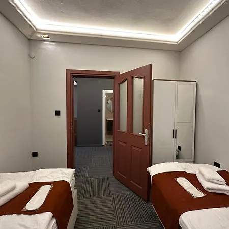 Hotel Vira Eskiomerler