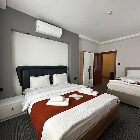 Vira Hotel *