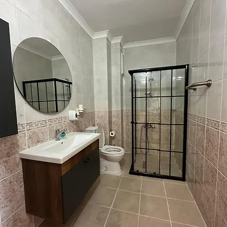 Vira Hotel *
