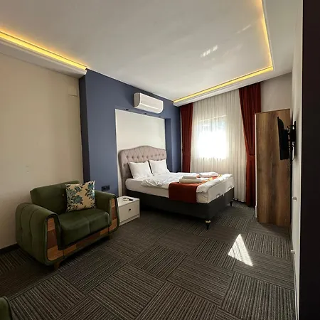 Hotel Vira *