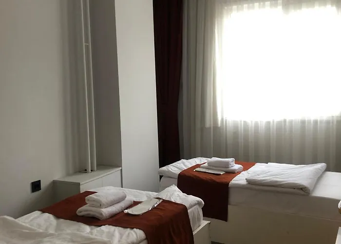 Vira Hotel Eskiomerler