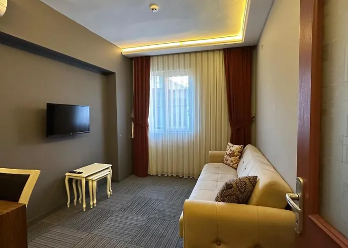 Vira Hotel Eskiomerler